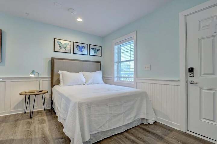 Loggerhead Inn & Suites