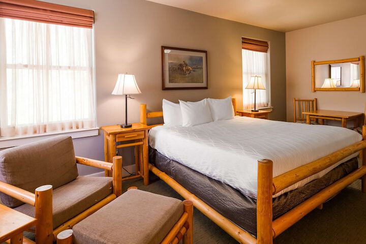 Room 15 of 28