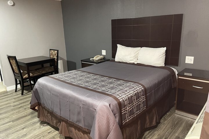 Room 7 of 22