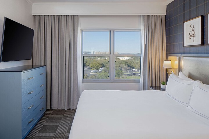 Hilton San Antonio Hill Country