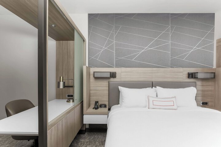 Room 29 of 75