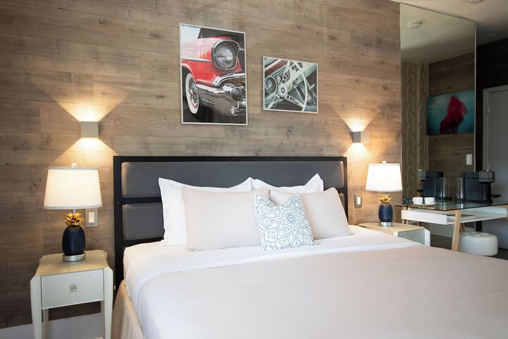 Room 32 of 71