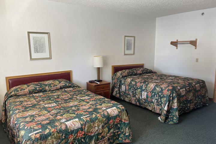Room 13 of 23