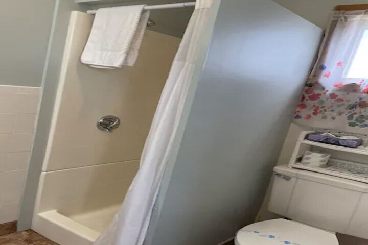 Room 31 of 38
