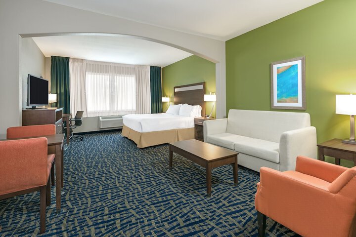Room 18 of 30