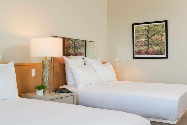 Room 20 of 39