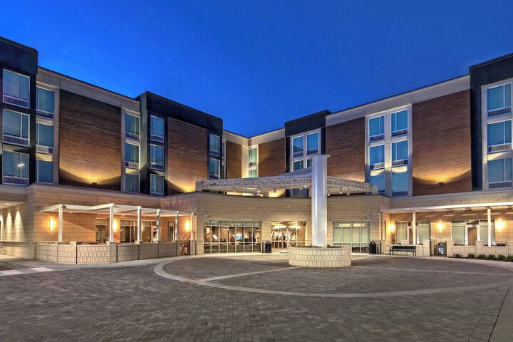 Hotel 2 of 27