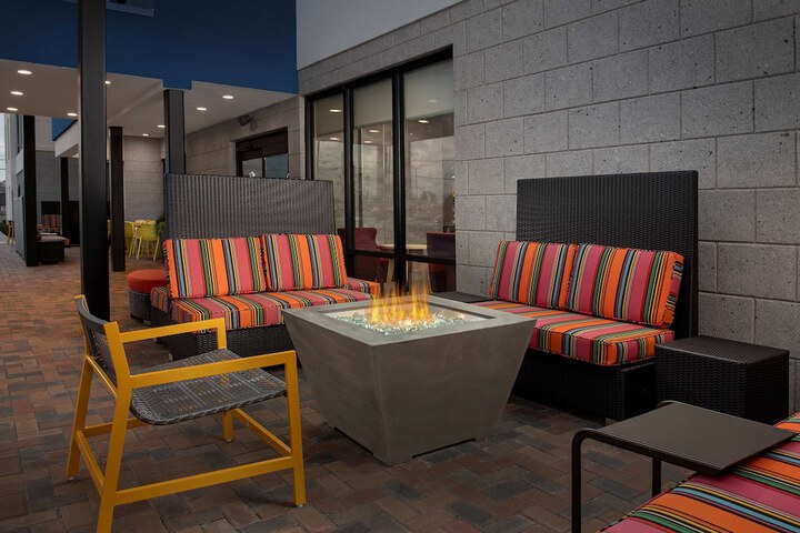 Terrace/Patio 34 of 35