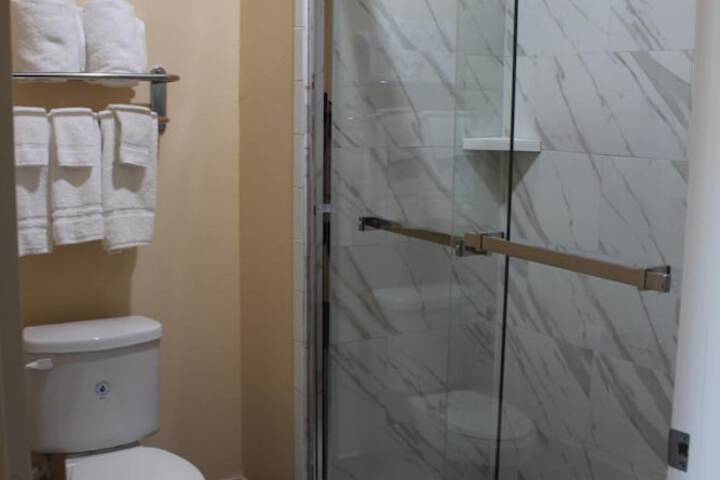 Room 8 of 21
