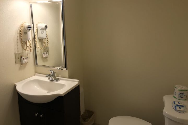 Room 22 of 43