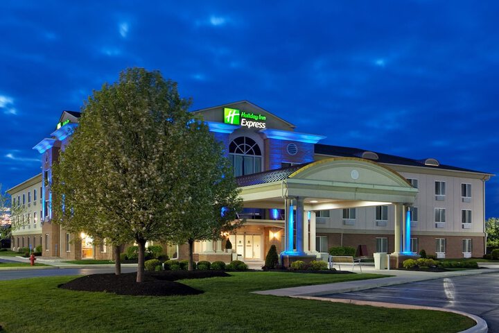 Holiday Inn Express & Suites Marion by IHG