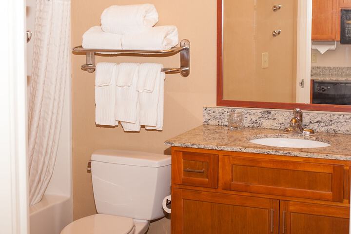 Room 16 of 22