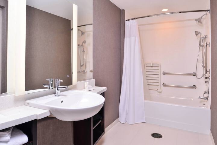 SpringHill Suites by Marriott Greensboro Airport