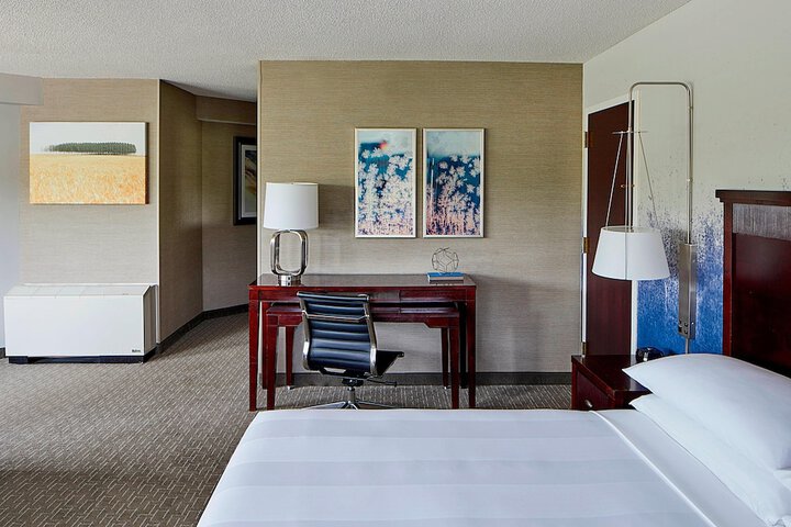 Room 27 of 67