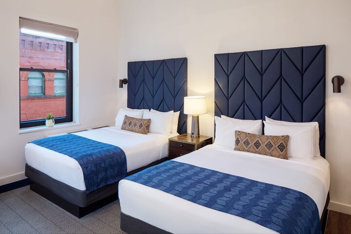 Room 20 of 79
