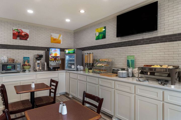 Quality Inn & Suites Pearl - Jackson