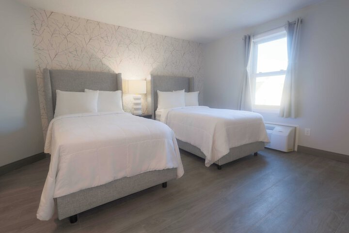 Room 7 of 20