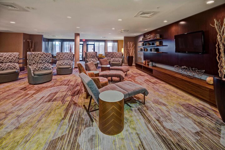 Hotel Interior 11 of 33
