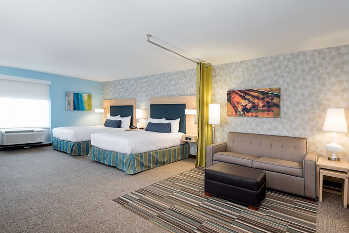 Room 11 of 35