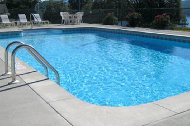 Pool 11 of 48