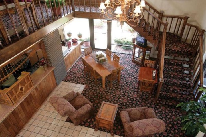 Hotel Interior 6 of 18