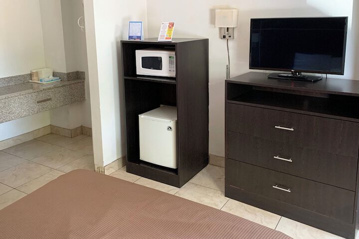 Room 30 of 47