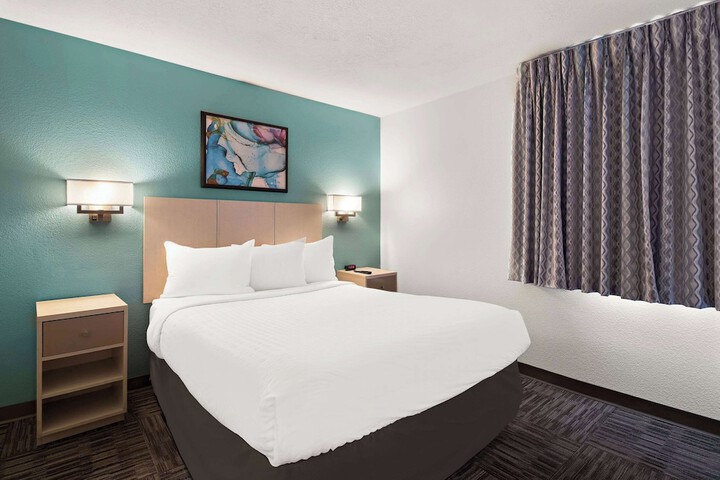 Room 20 of 46