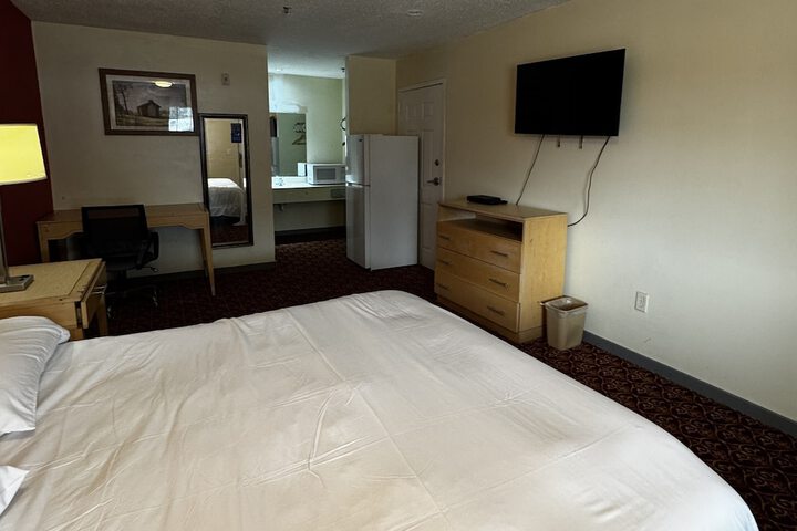General Bragg Inn & Suites Chickamauga