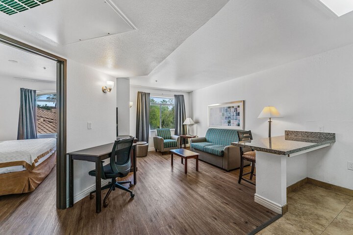 Metro Chandler Extended Stay