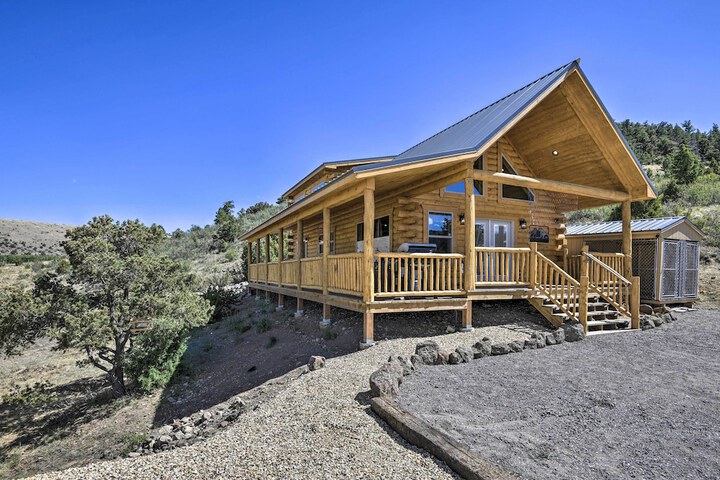 Rio Grande National Forest Cabin: Views & Hot Tub