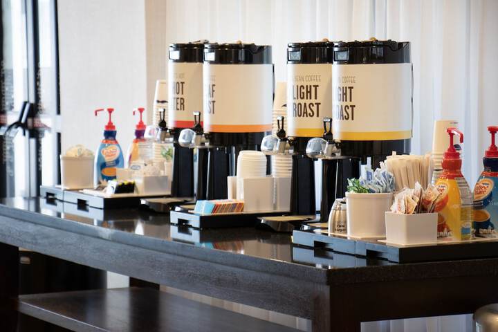 Breakfast/Coffee Service 37 of 40