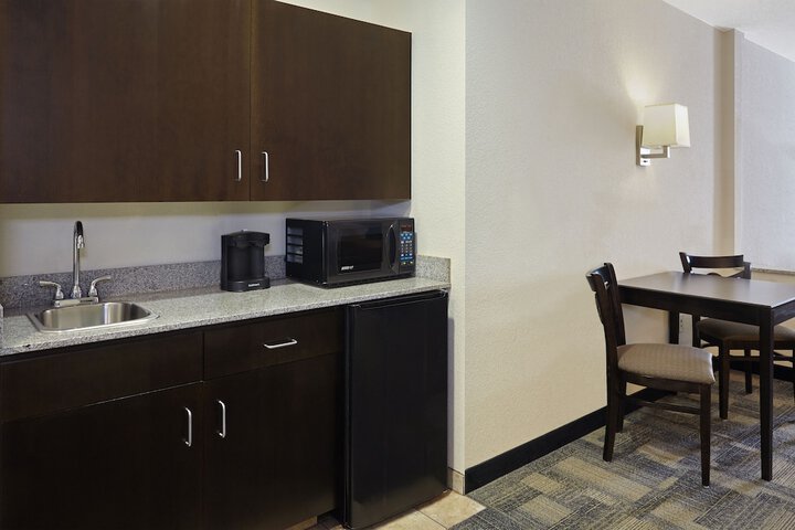 Room 14 of 49