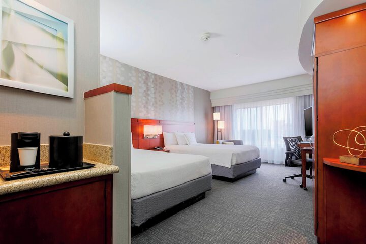Room 14 of 43