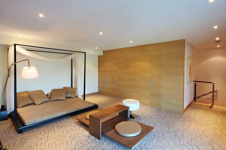 Room 47 of 60