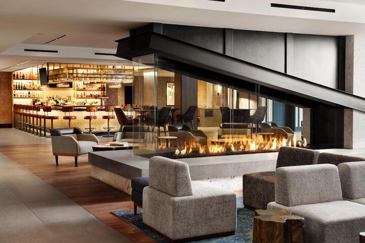 Hotel Alpenrock Breckenridge Curio Collection by Hilton
