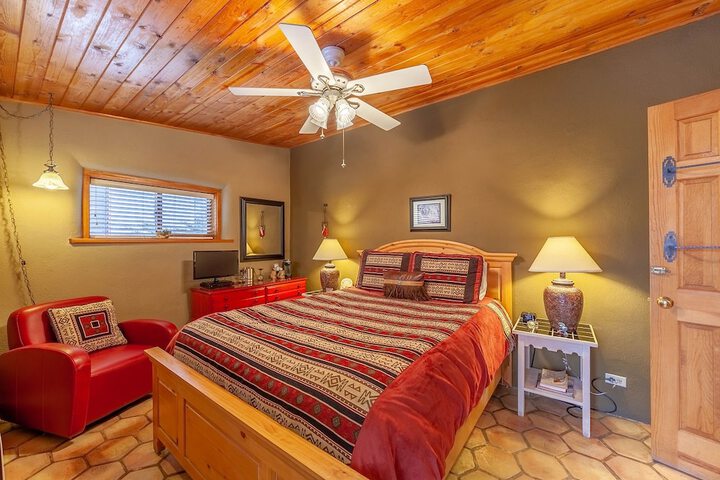 Room 25 of 149