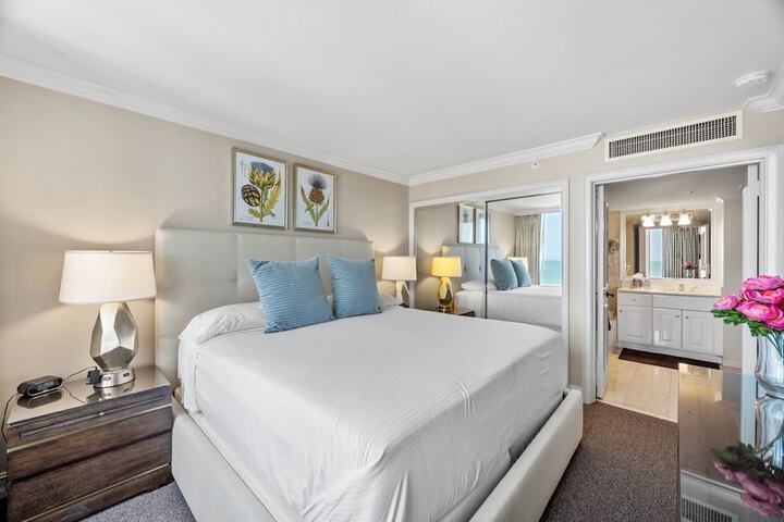 Marco Beach Ocean Suites