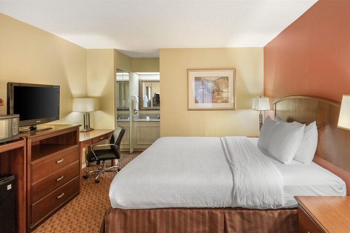 Best Western Hickory