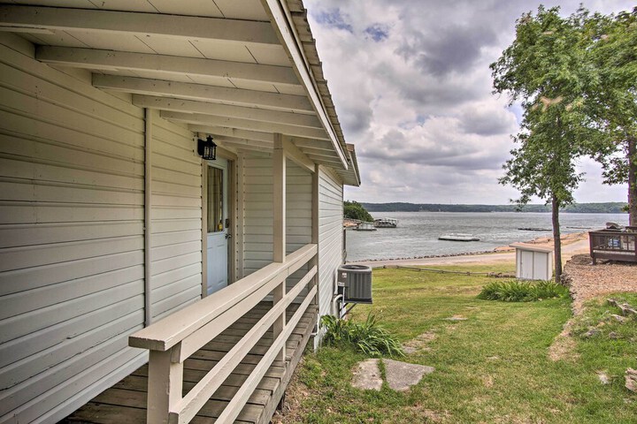 Walk to Boat Ramp! Lakefront Home w / Deck in Afton
