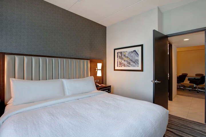 Room 40 of 90