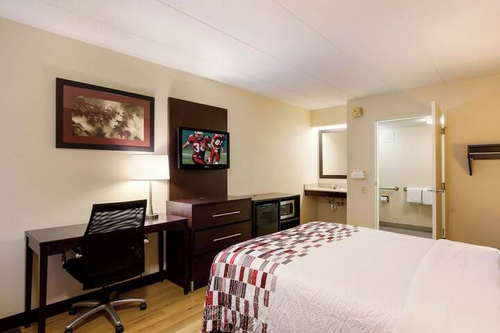 Room 15 of 31