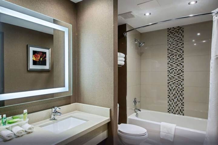 Room 14 of 20