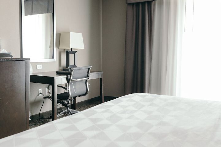 Room 47 of 103