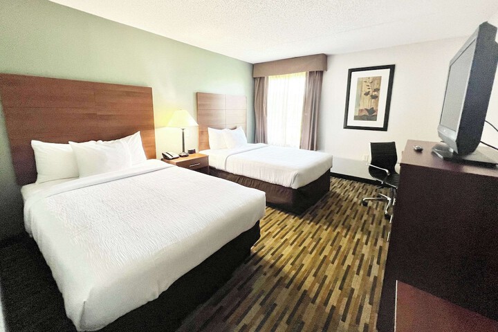Room 18 of 29