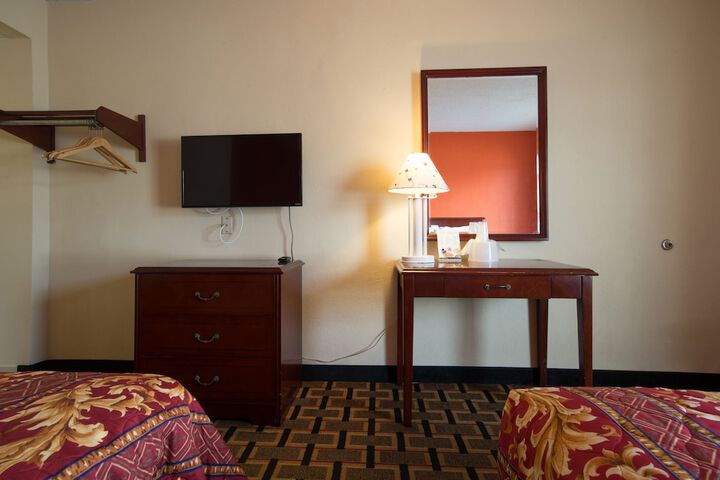Room 44 of 46