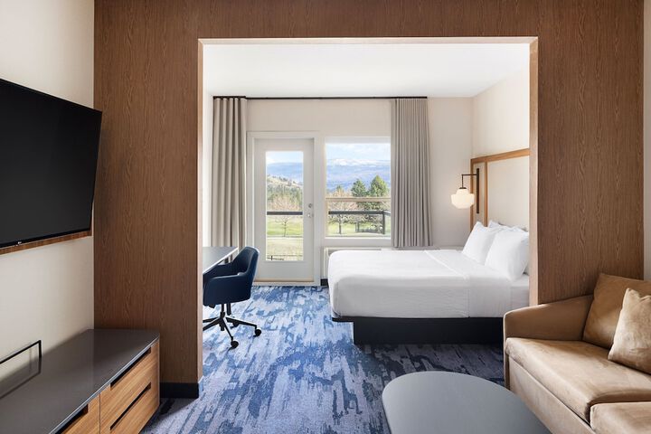 Room 22 of 35