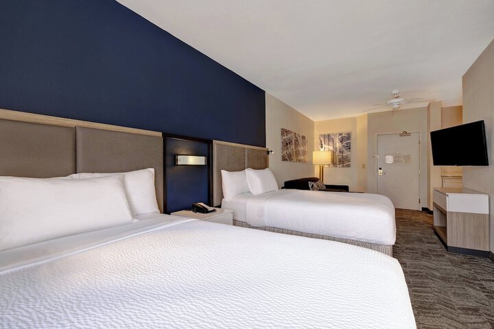 Room 20 of 40