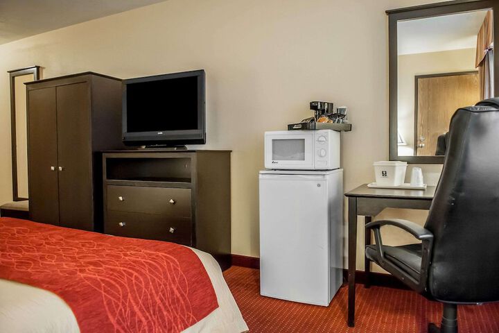 Room 11 of 24