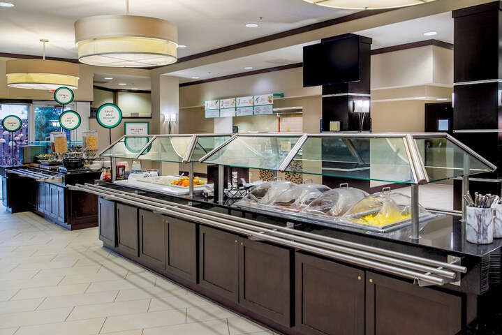 Embassy Suites by Hilton St. Louis Airport