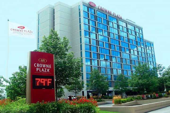 Crowne Plaza Chicago Ohare Hotel & Conf Center by IHG